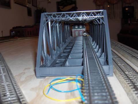 BB 00061 ~ Head-on view through the Double-Track Truss Bridges
