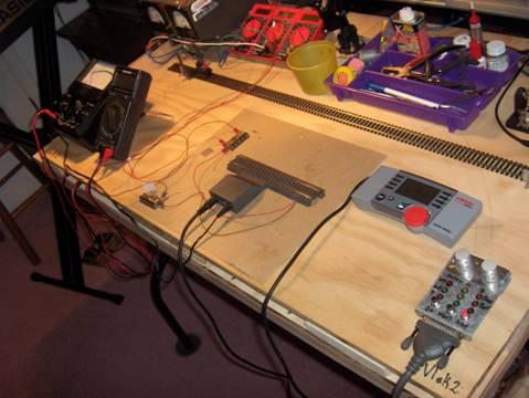 BB 00088 ~ Digital Controller: M�rklin 60652 Mobile Station & 66191 Transformer, 230 Volt~50 Hz, 18 VDC, 1A ~ Model MTX-57-B170